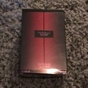 Victoria secret intense limited addition perfume